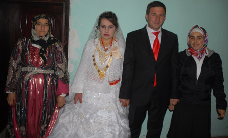 Yüksekova Düğünleri 19-20 Kasım 2011 43