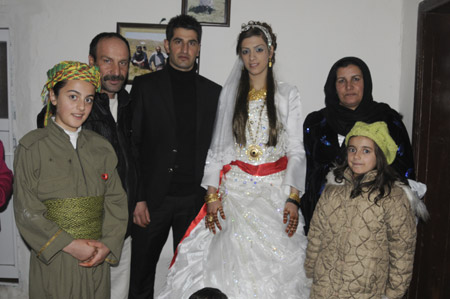 Yüksekova Düğünleri 19-20 Kasım 2011 70