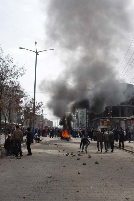 Yüksekova'da Newroz Gerginliği 24