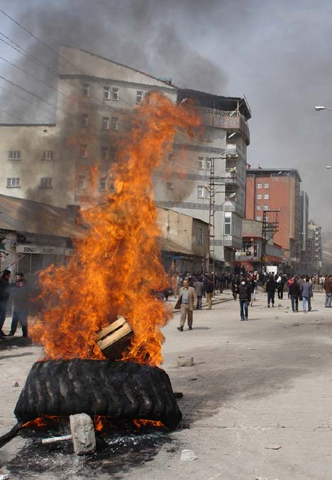 Yüksekova'da Newroz Gerginliği 25
