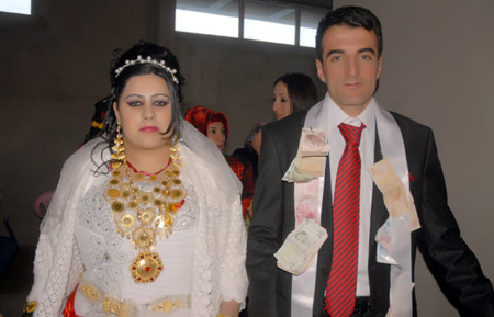 Yüksekova Düğünleri 26-27Kasım 2011 3