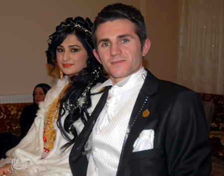 Yüksekova Düğünleri 26-27Kasım 2011 40