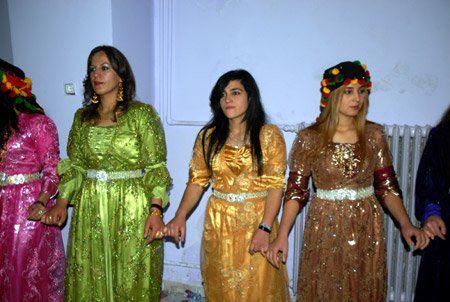 Yüksekova Düğünleri 26-27Kasım 2011 70