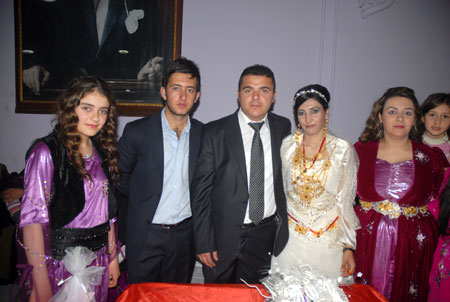 Yüksekova Düğünleri 04 Aralık 2011 56