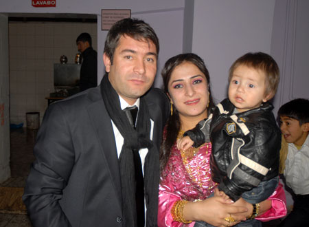 Yüksekova Düğünleri 04 Aralık 2011 61