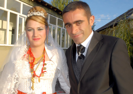 2011'de Yüksekova'da evlenenler 13
