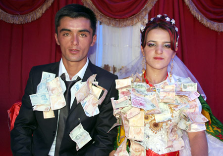 2011'de Yüksekova'da evlenenler 273