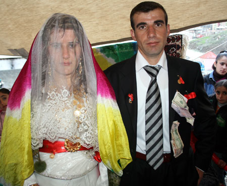 2011'de Hakkari'de evlenenler 135