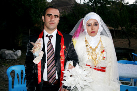 2011'de Hakkari'de evlenenler 186