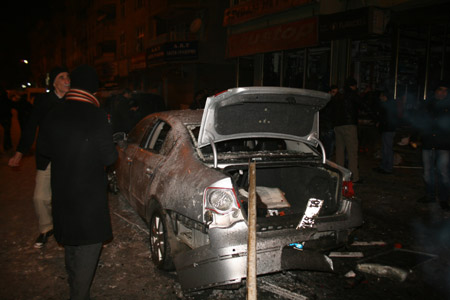 Hakkari'de patlama 18