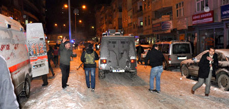 Hakkari'de patlama 31