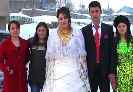 Yüksekova'da -20 derecede düğün 13