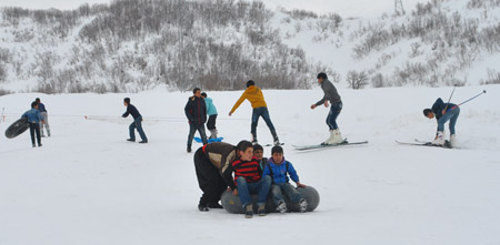 Şemdinli'de kayak tesisi açıldı 19