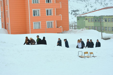 Şemdinli'de kayak tesisi açıldı 2
