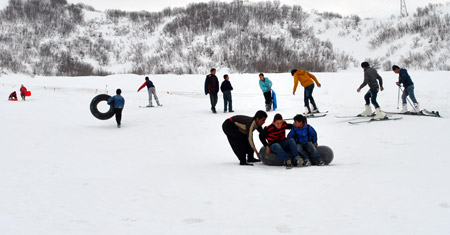 Şemdinli'de kayak tesisi açıldı 21