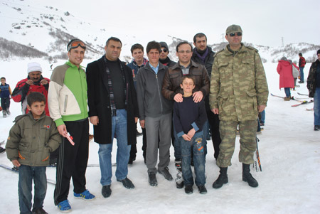 Şemdinli'de kayak tesisi açıldı 23