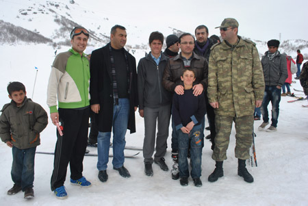 Şemdinli'de kayak tesisi açıldı 24