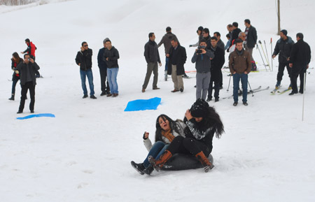 Şemdinli'de kayak tesisi açıldı 29