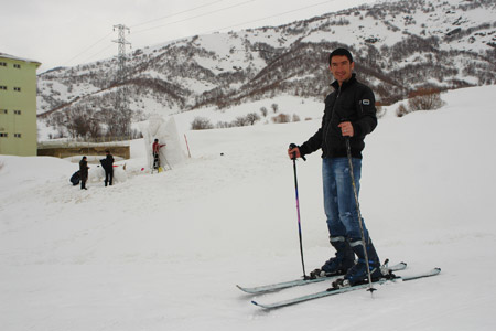 Şemdinli'de kayak tesisi açıldı 41