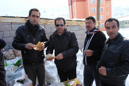 Şemdinli'de kayak tesisi açıldı 53