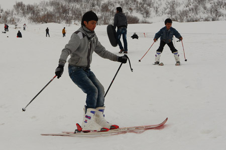 Şemdinli'de kayak tesisi açıldı 78