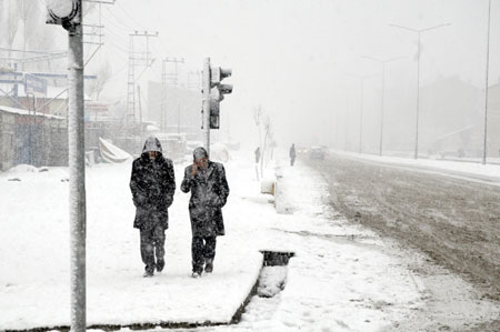 Yükekova'da kar yağışı 11