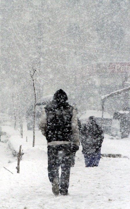 Yükekova'da kar yağışı 26