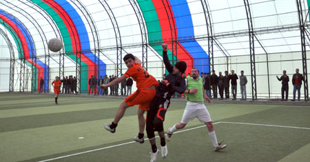 Kürt öğrencilerden futbol turnuvası 19