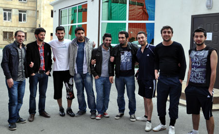 Kürt öğrencilerden futbol turnuvası 25