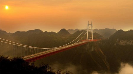 Dünyanın En Yüksek Asma Köprüsü 13