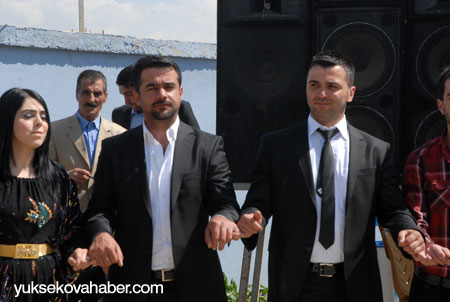 Yüksekova Düğünleri 05-06 Mayıs 2012 44