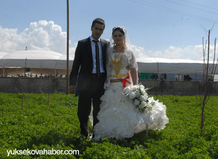 Yüksekova Düğünleri 05-06 Mayıs 2012 85