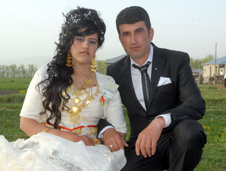 Yüksekova düğünleri 12-13 Mayıs 2012 3