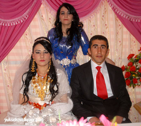 Yüksekova düğünleri 12-13 Mayıs 2012 94