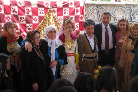 BDP İlçe Başkanı Servet Tunç'un düğünü 61