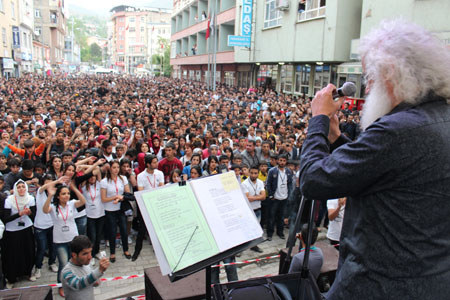 Hakkari'de konser çoşkusu 12