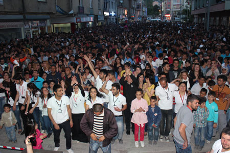 Hakkari'de konser çoşkusu 17