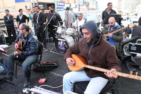 Hakkari'de konser çoşkusu 21