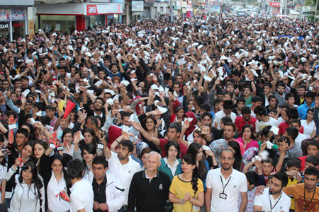 Hakkari'de konser çoşkusu 27