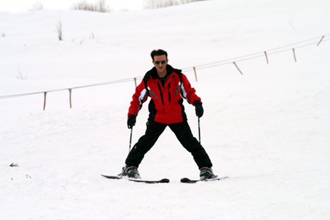 Hakkari'de Otluca tesislerindeki kayak keyfinden fotoğraflar 19