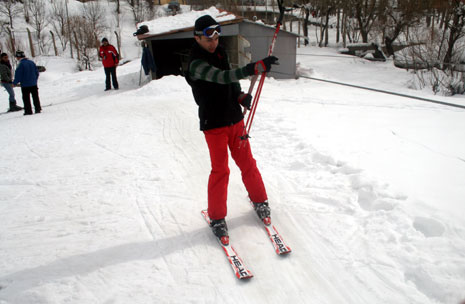 Hakkari'de Otluca tesislerindeki kayak keyfinden fotoğraflar 39