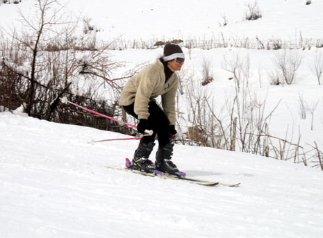 Hakkari'de Otluca tesislerindeki kayak keyfinden fotoğraflar 46