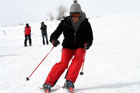 Hakkari'de Otluca tesislerindeki kayak keyfinden fotoğraflar 49