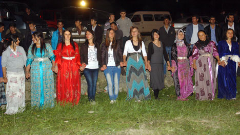 Yüksekova düğünleri - Fotoğraflar - 26-27 Mayıs 2012 44