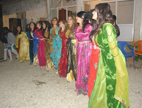 Yüksekova düğünleri - Fotoğraflar - 26-27 Mayıs 2012 73