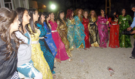 Yüksekova düğünleri - Fotoğraflar - 26-27 Mayıs 2012 74