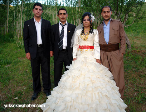 Yüksekova Düğünleri - Foto Galeri - 02-03 Haziran 2012 186