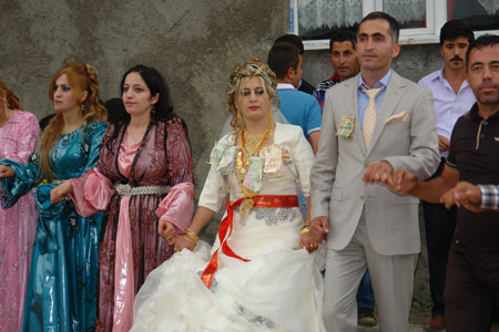 Yüksekova Düğünleri (17 Haziran 2012) 97