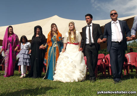 Yüksekova Düğünleri - Foto Galeri - 1 Temmuz 2012 100