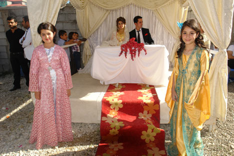 Yüksekova Düğünleri - Foto Galeri - 1 Temmuz 2012 168